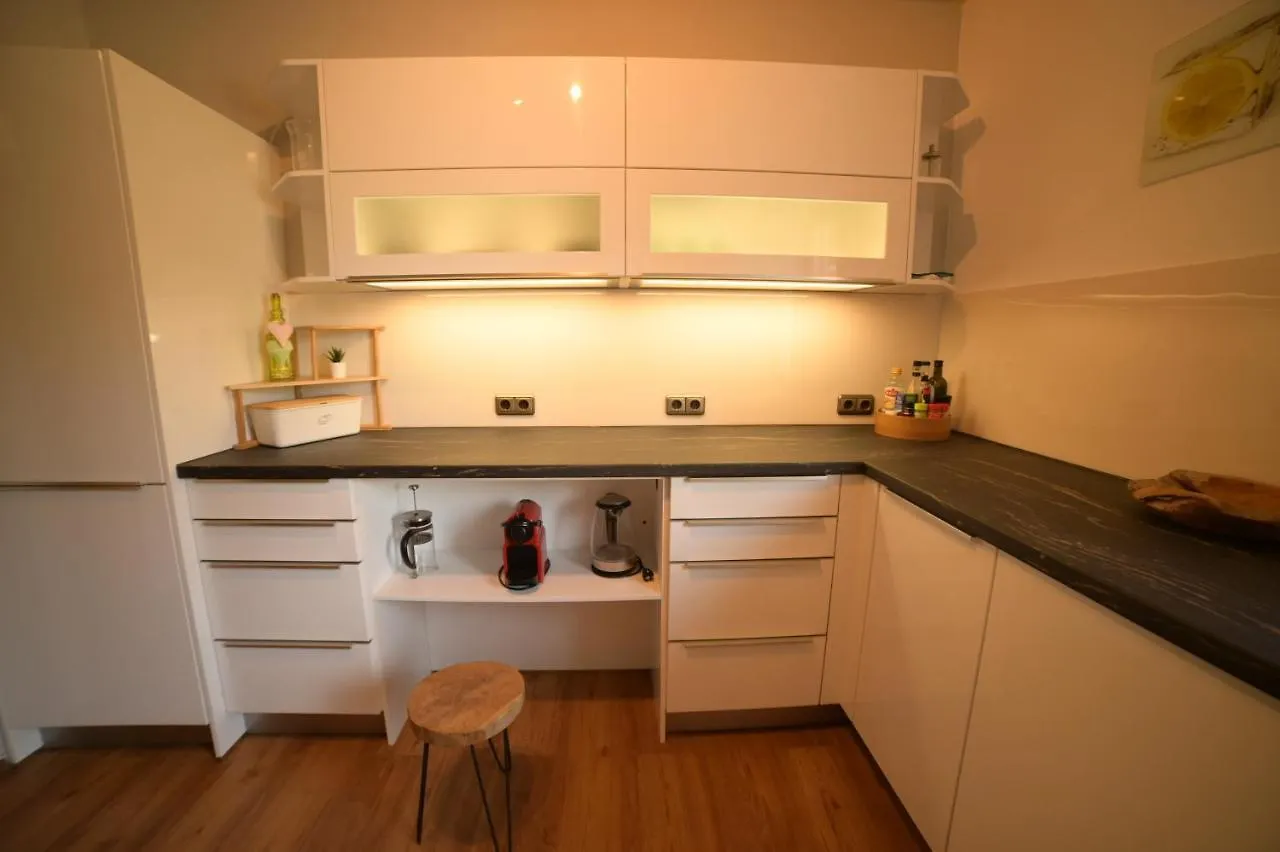 Apartment Yeti Lux - Family Garden Lodge Garmisch-Partenkirchen Deutschland