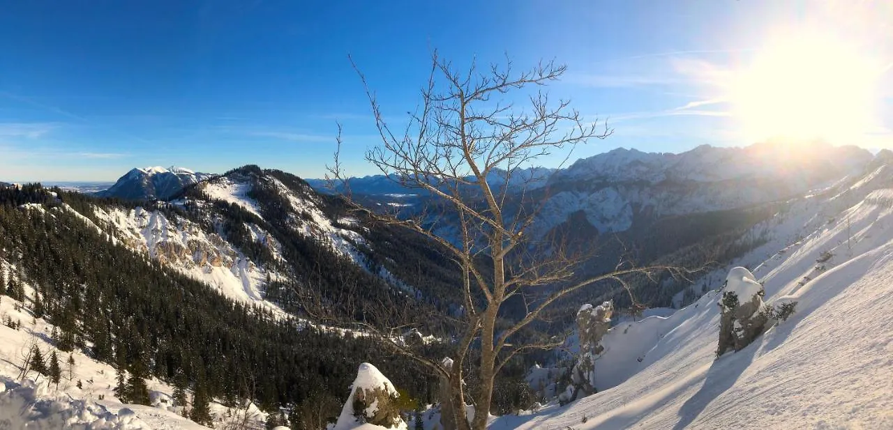Yeti Lux - Family Garden Lodge Garmisch-Partenkirchen