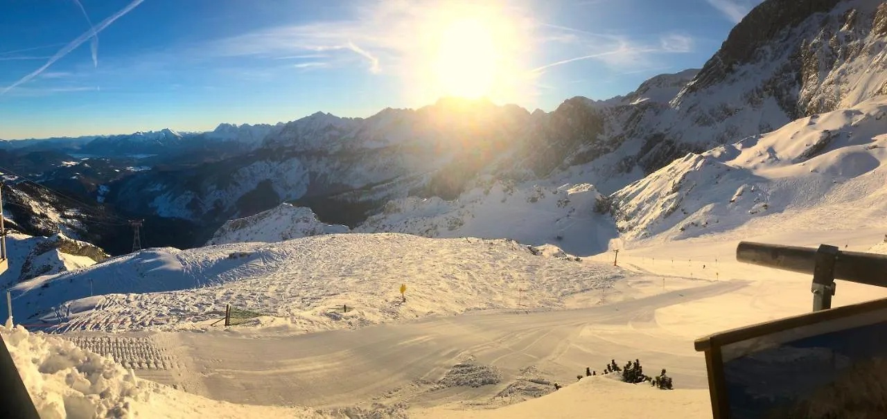 Apartment Yeti Lux - Family Garden Lodge Garmisch-Partenkirchen